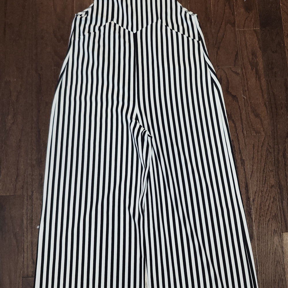 HALARA Black and White Striped Wide‎ Leg Jumpsuit
